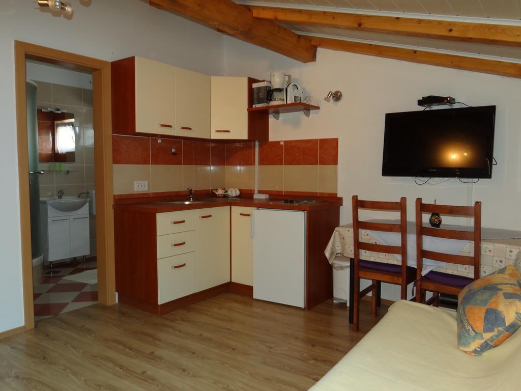 Apartments Sanja Baška Kamer foto