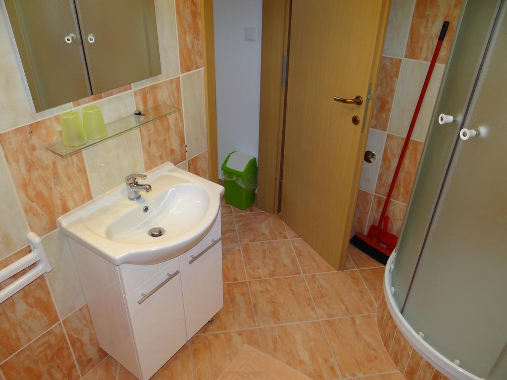 Apartments Sanja Baška Kamer foto
