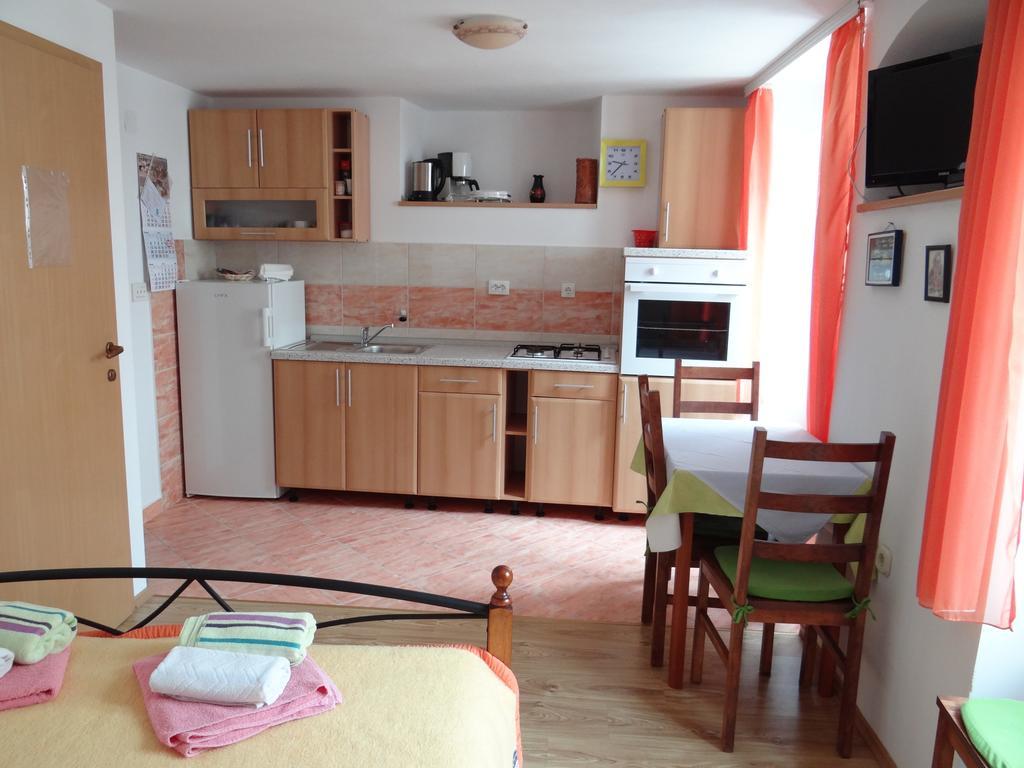 Apartments Sanja Baška Kamer foto